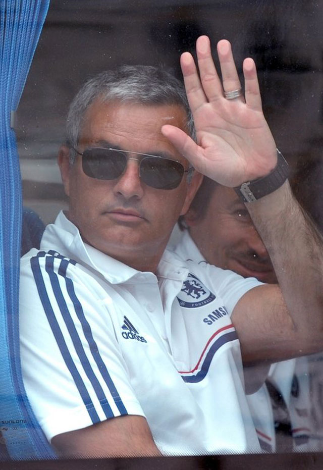 Mourinho warns rivals he's better than ever 